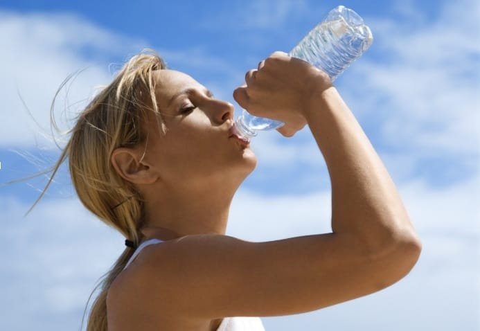 How Can You Transform Your Kitchen from Plastic Bottles to Purified Tap Water While Staying Zero-Waste?